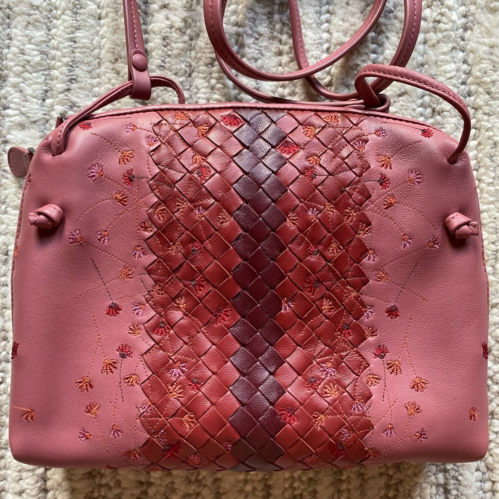 LIKE NEW Bottega Veneta Nodini Limited Edit Dusty Pink Intrecciato Crossbody B… - Picture 1 of 8